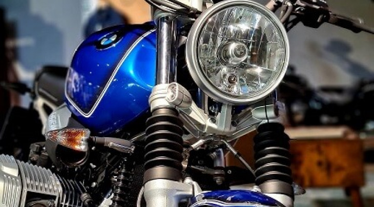 BMW R NINET /5 vooraanzicht 