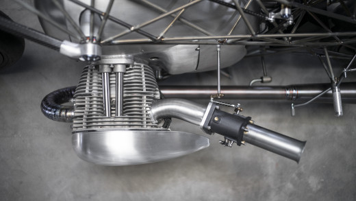 R18 `The Revival Birdcage`