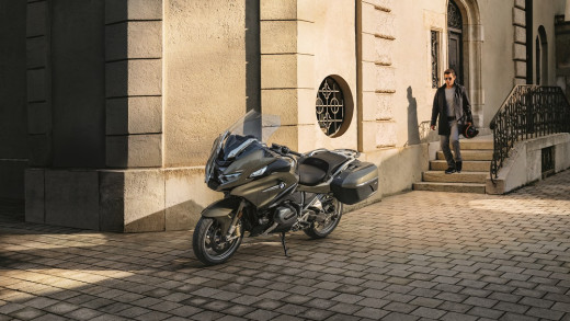 BMW R 1250 RT - MODEL 2021 BMW R 1250 RT - MODEL 2021